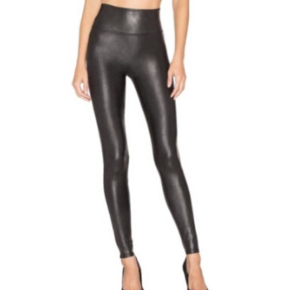 Spanx Black Shine Legging Size M